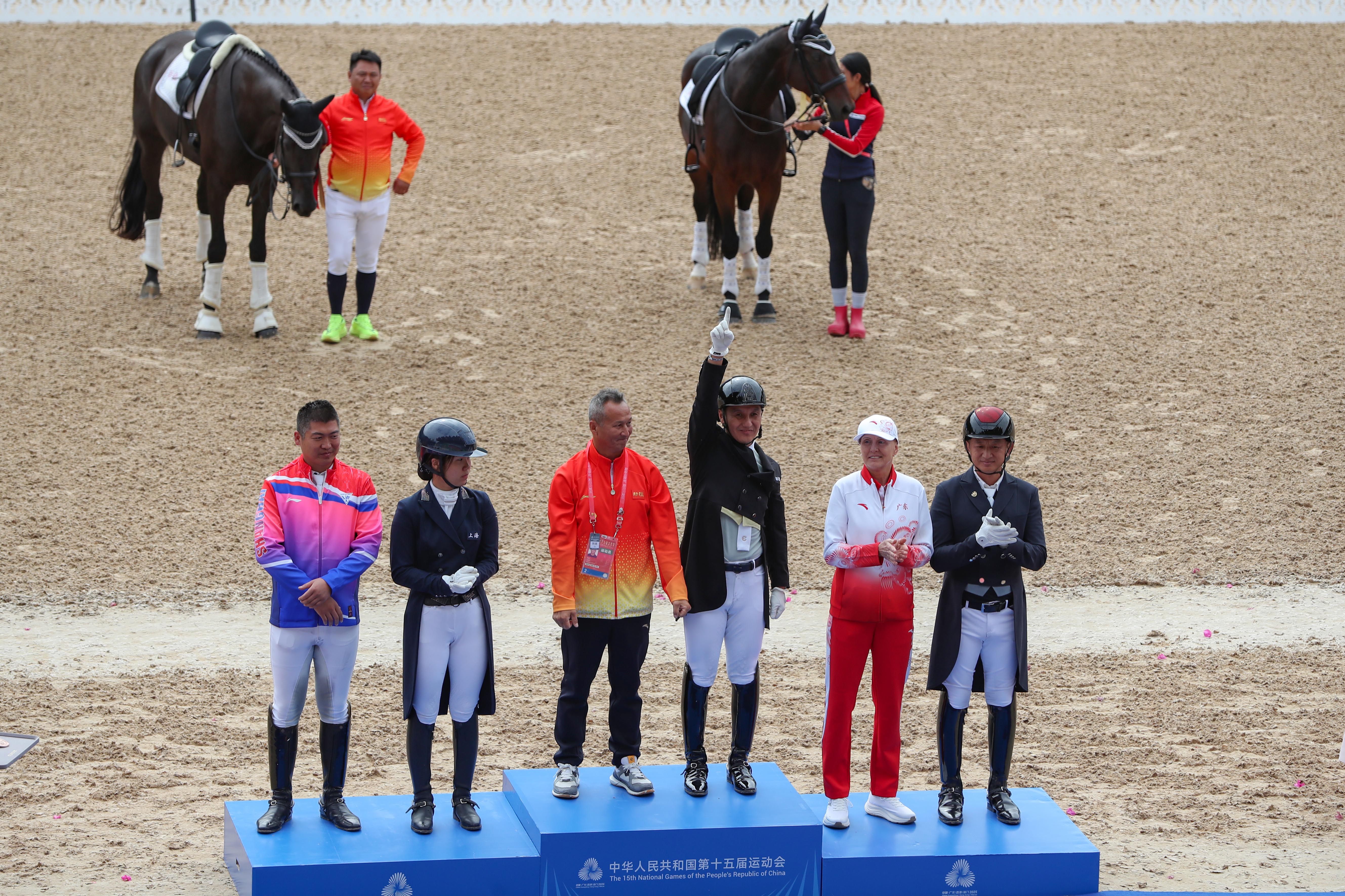 mmexport1762997375614